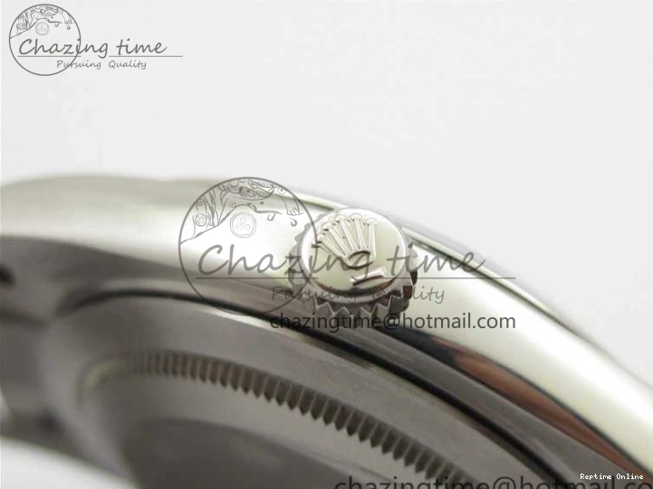 1103 Casual Oyster Perpetual 41mm 124300 EWF Best Edition Red Dial on SS Bracelet A 2856